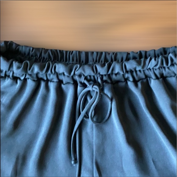 Lush Nordstrom Elastic Tie Waist Shorts Black - Picture 2 of 6